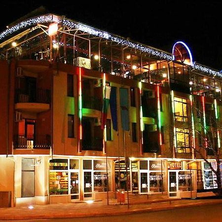 Ambaritsa Hotel Gorna Oryakhovitsa Dış mekan fotoğraf